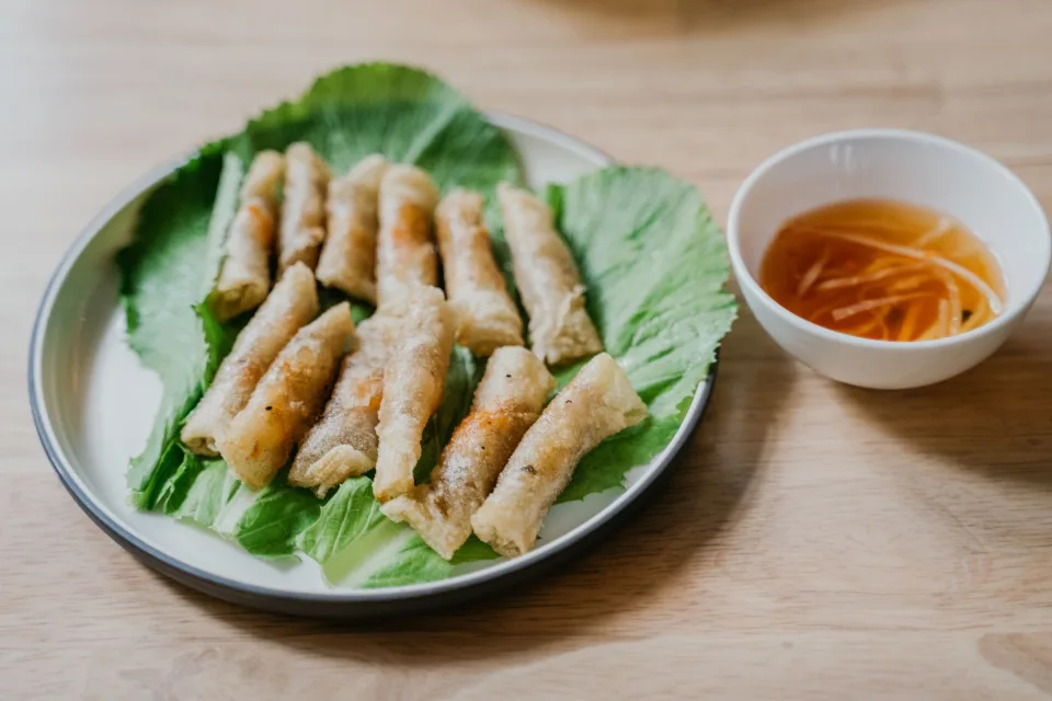 Sân ngoài trời buổi tối